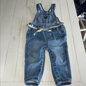 🍄18m Baby B’gosh vestback Blue Denim girls Overalls EUC